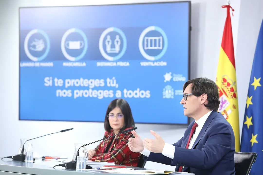 La ministra de Pol&iacute;tica Territorial, Carolina Darias y el ministro de Sanidad, Salvador Illa en rueda de prensa tras la Reuni&oacute;n del Comit&eacute; de seguimiento del coronavirus en el Complejo de la Moncloa, en Madrid, a 8 de enero de 2021. Ayer, 7 de enero, Espa