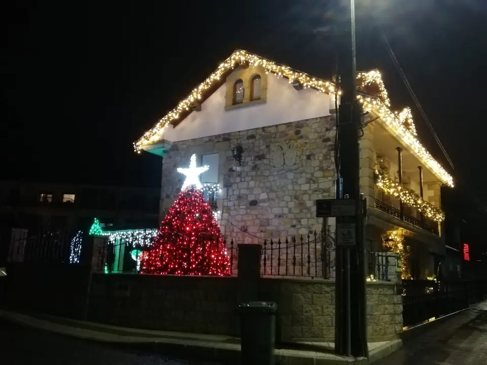 Vivienda unifamiliar de Quijano, ganadora del concurso de decoraci&oacute;n navide&ntilde;a del Ayuntamiento de Pi&eacute;lagos