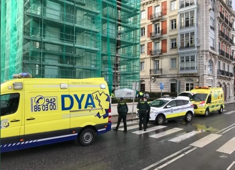 Muere un trabajador tras caer de un andamio