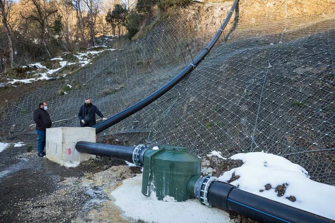 12:00 Horas. Ayuntamiento De Camale&ntilde;o. El Consejero De Desarrollo Rural, Ganader&iacute;a, Pesca, Alimentaci&oacute;n Y Medio Ambiente, Guillermo Blanco, Visita Las Obras De Saneamiento Realizadas Por Su Departamento En Este Municipio. 12 De Enero De 2021  Ra&uacute;l Lucio