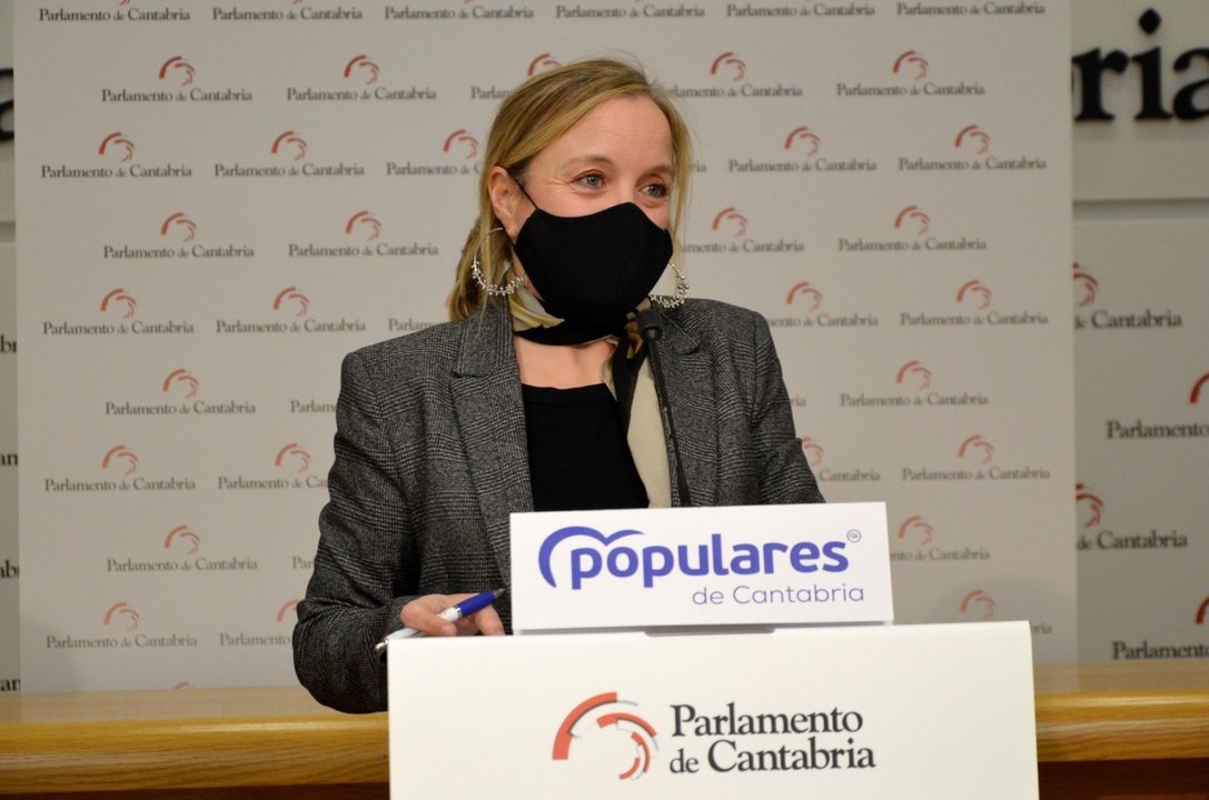 La diputada del PP en el Parlamento de Cantabria Isabel Urrutia