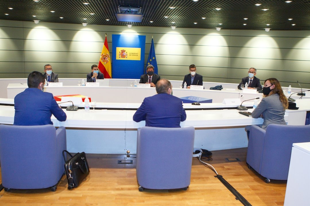 Reunión entre el ministro de Inclusión, Seguridad Social y Migraciones, José Luis Escrivá, y las organizaciones de autónomos.