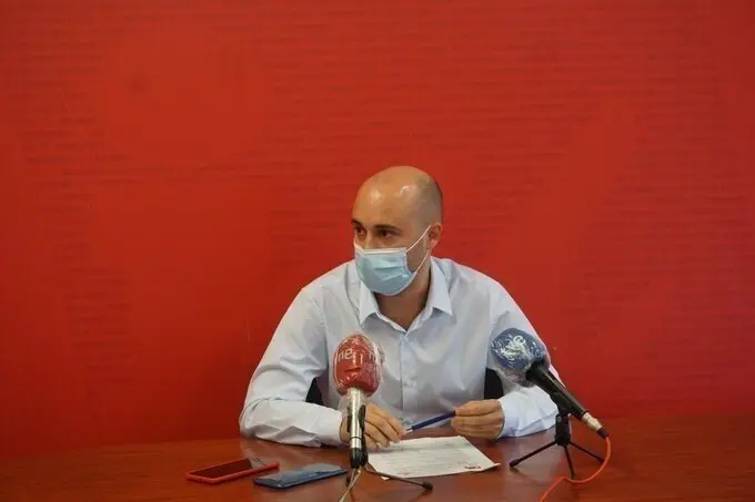 El coordinador de IU Cantabria, Israel Ruiz Salm&oacute;n