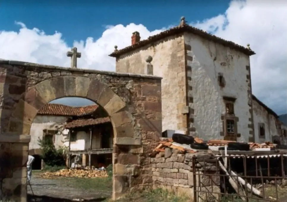 La Casa Torre de los Coss&iacute;o Barreda