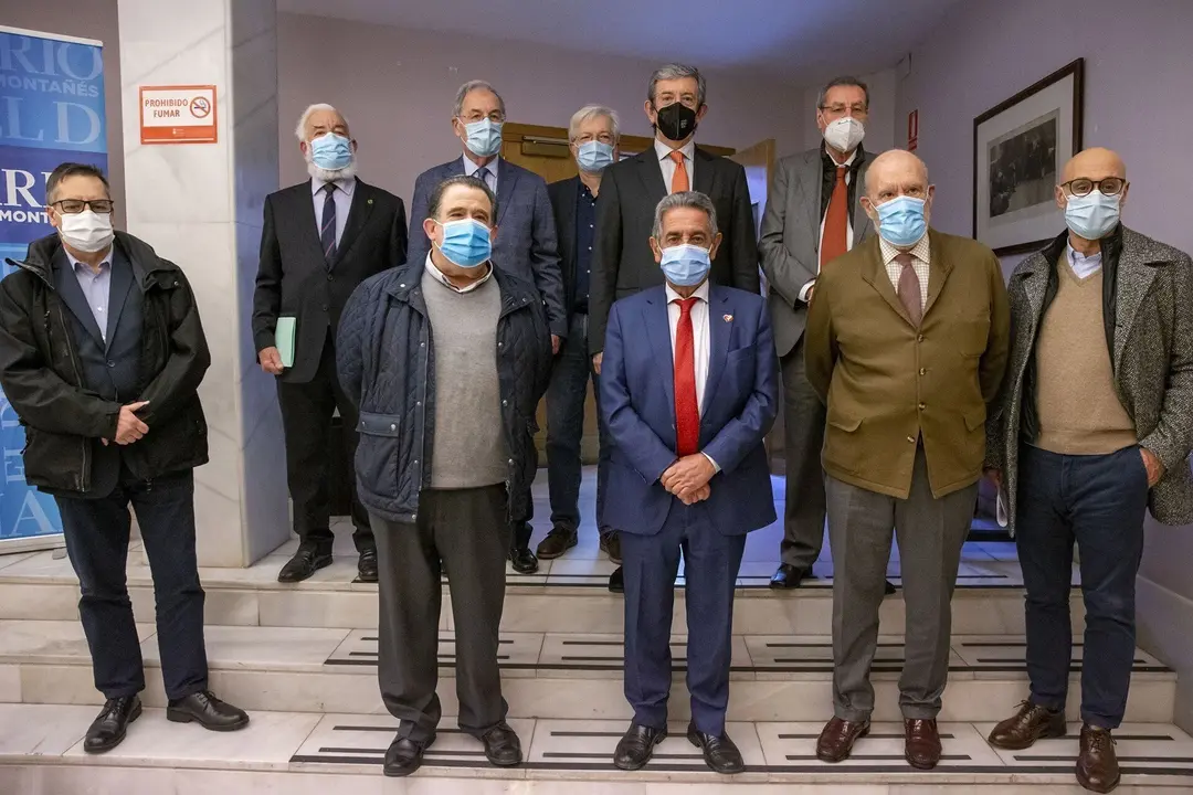 El presidente de Cantabria, Miguel &Aacute;ngel Revilla, en la presentaci&oacute;n del libro sobre la vida y obra de Leandro Valle