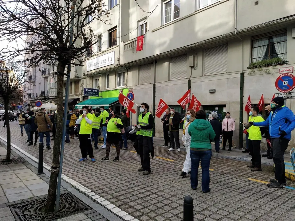 Concentraci&oacute;n de trabajadores de Ambuib&eacute;rica el pasado 15 de enero