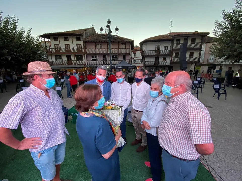 Homenaje a Mercedes Ateca