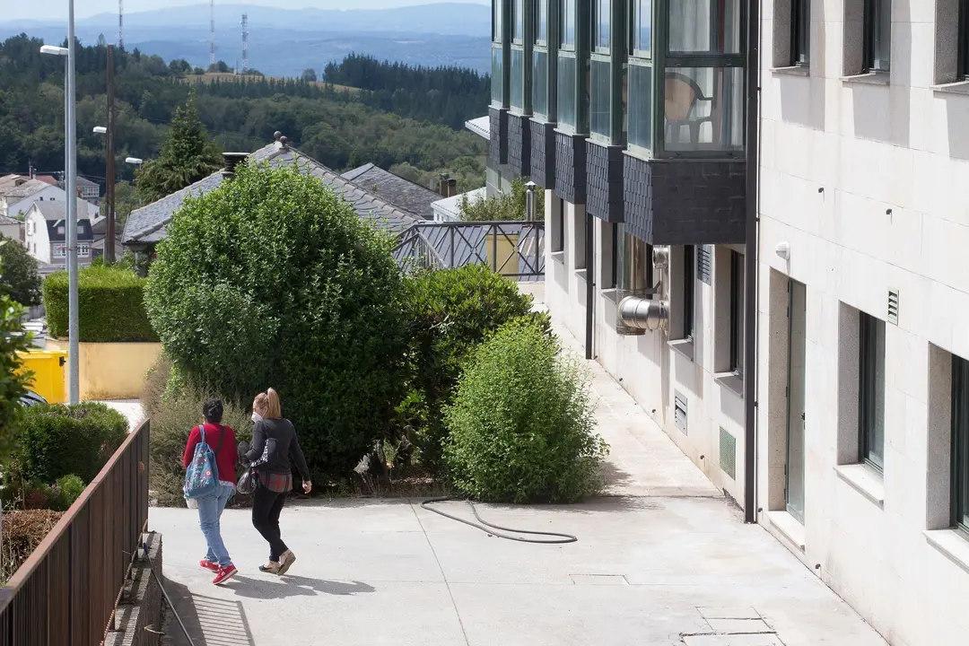 Entrada de una residencia de ancianos