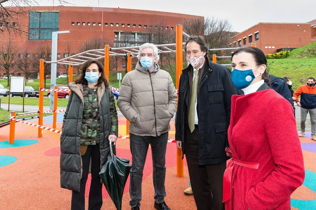 Inauguraci&oacute;n de la nueva zona para la pr&aacute;ctica de calistenia en el parque de Las Llamas en Santander