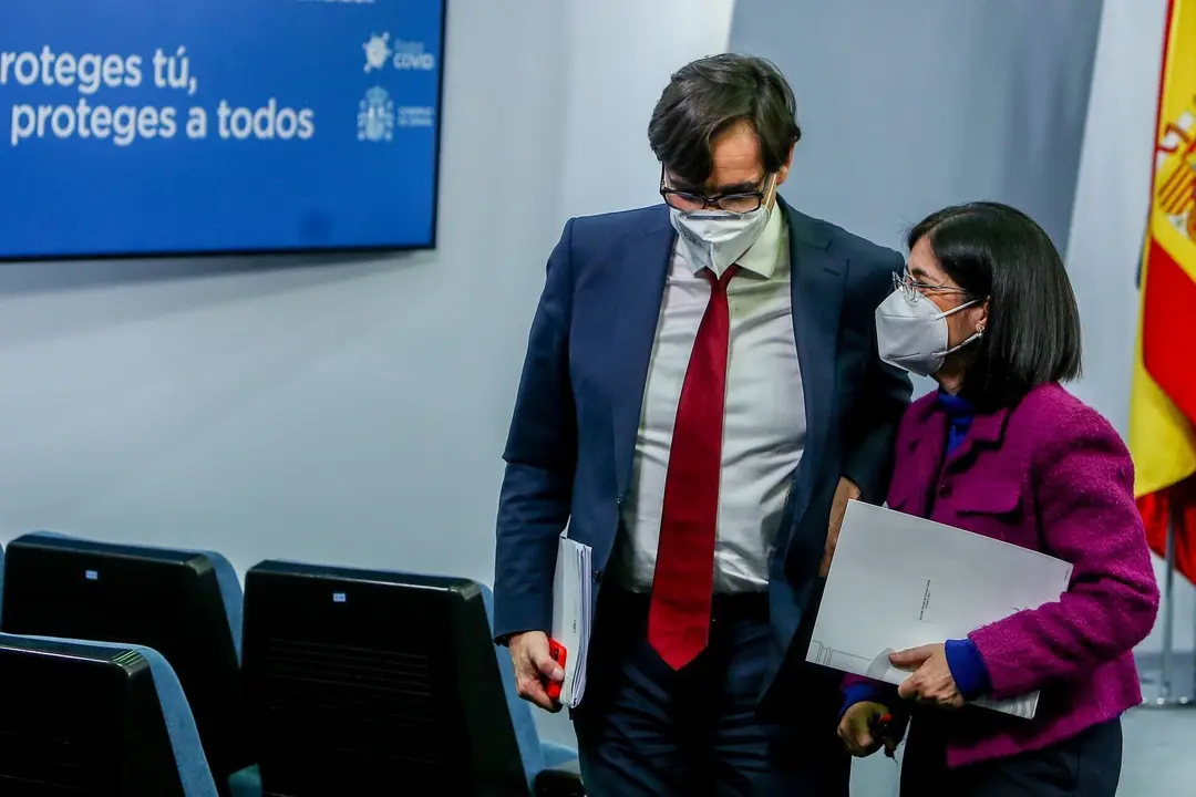 Los ministros de Sanidad y de Pol&iacute;tica Territorial, Salvadr Illa y Carolina Darias, en Moncloa 