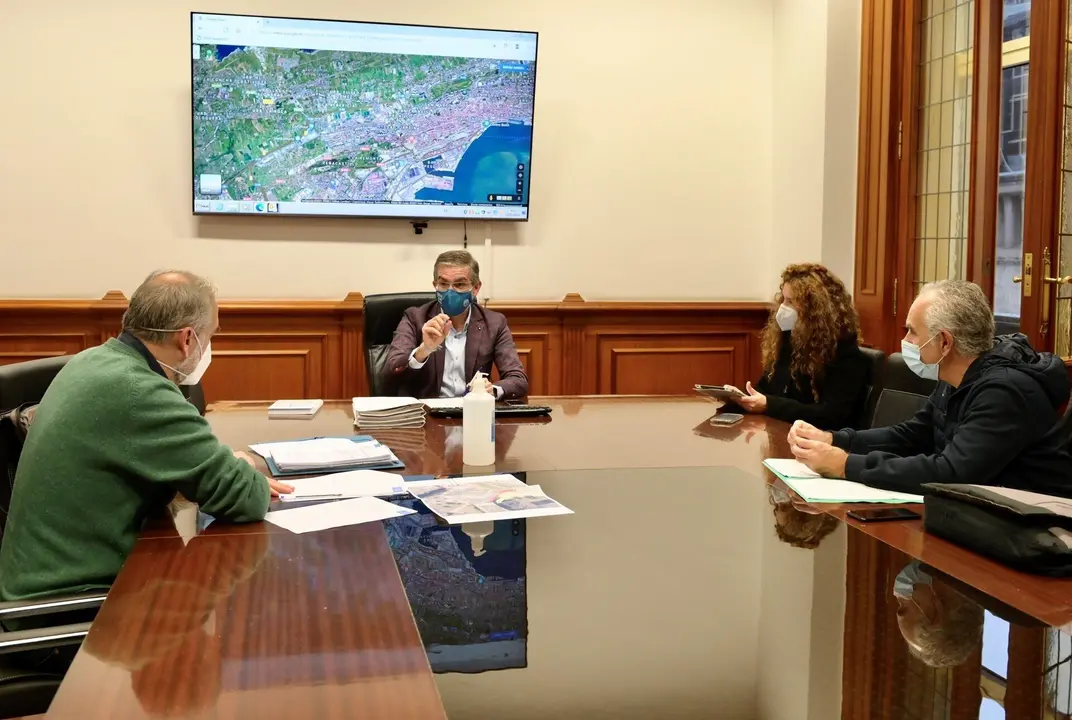 D&iacute;az se re&uacute;ne con Cantabria con Bici