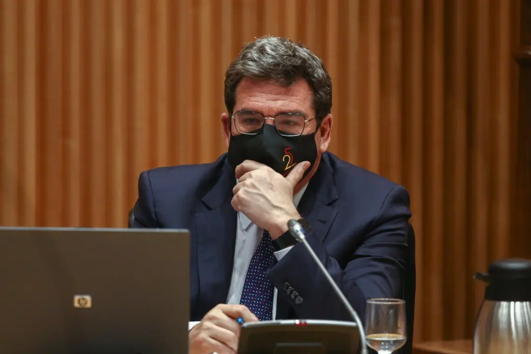 El ministro de Inclusi&oacute;n, Seguridad Social y Migraciones, Jos&eacute; Luis Escriv&aacute;, durante la Comisi&oacute;n de Trabajo, Inclusi&oacute;n, Seguridad Social y Migraciones en el Congreso de los Diputados de Madrid, (Espa&ntilde;a), a 28 de enero de 2021. En su comparecencia, Jos&eacute; Lu