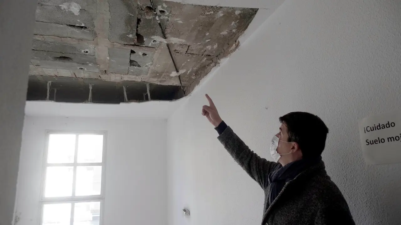 Daniel Fern&aacute;ndez Visita Al Centro Cultural Fernando Ateca En Monte