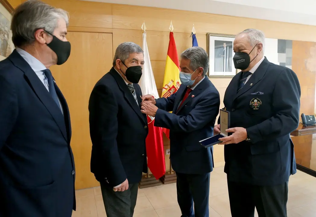 Homenaje de la Federaci&oacute;n C&aacute;ntabra de Golf a Juan Antonio Herrera