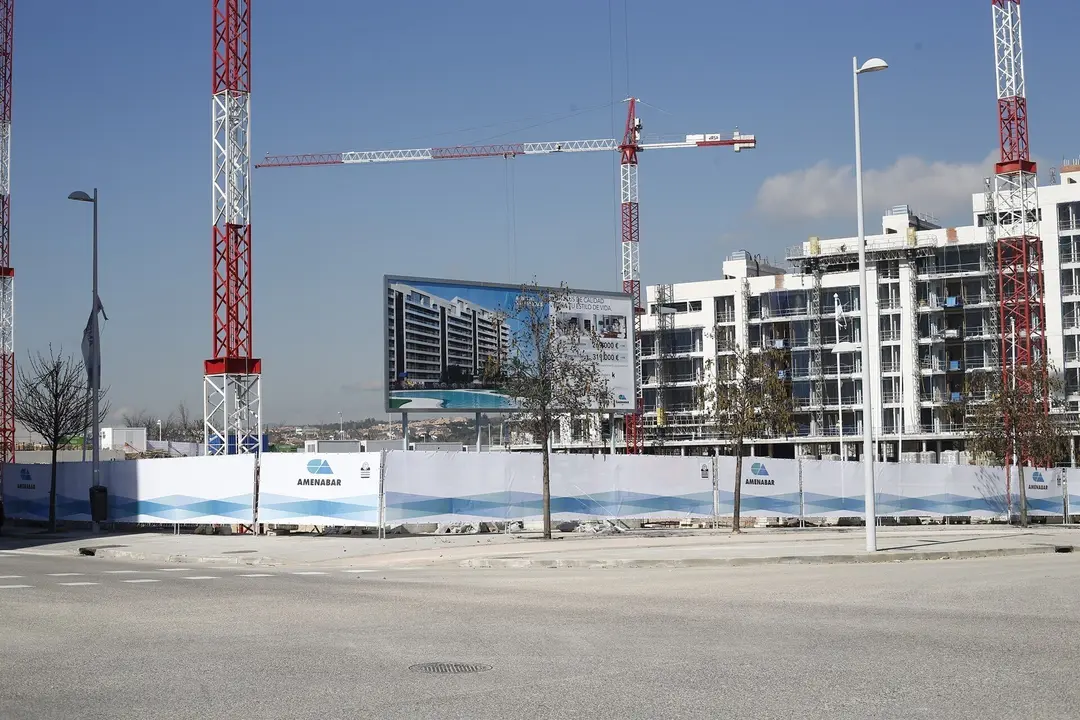 Piso, pisos, vivienda, viviendas, casa, casas, alquiler, compra, hipoteca, hipotecas, euribor, construcci&oacute;n, gr&uacute;a, gr&uacute;as