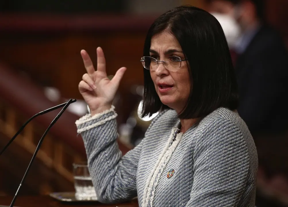 La ministra de Sanidad, Carolina Darias, interviene durante una sesi&oacute;n plenaria celebrada en el Congreso de los Diputados, en Madrid, (Espa&ntilde;a), a 3 de febrero de 2021. Este pleno se produce tras la primera sesi&oacute;n control al Gobierno de 2021 marcada, entre
