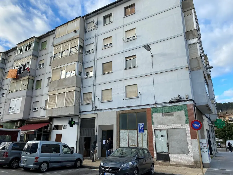 Edificio afectado por un derrumbe en el Barrio Covadonga