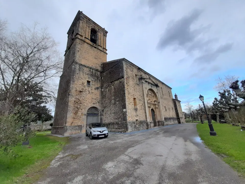 Iglesia de Escalante, en Cantabria. Templo religioso