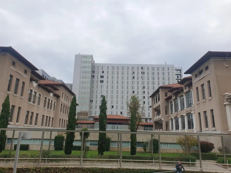 Hospital Marqu&eacute;s de Valdecilla