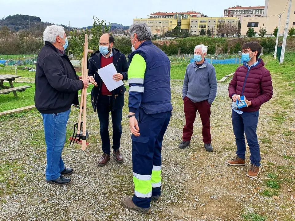Entrega de huertos urbanos
