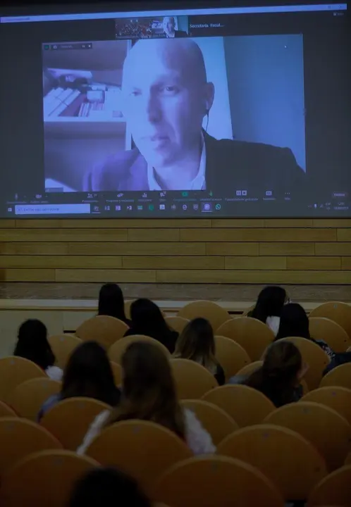 Conferencia de Jos&eacute; Antonio Molina.