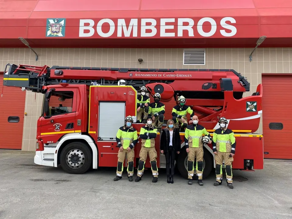Nuevos trajes del Cuerpo de Bomberos de Castro Urdiales