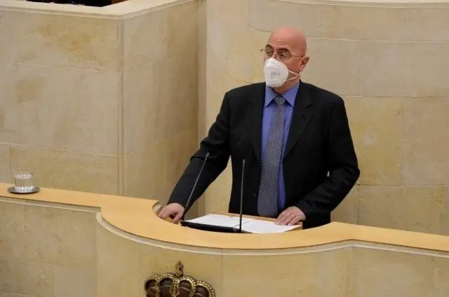 C&eacute;sar Pascual, diputado del PP, en el Parlamento