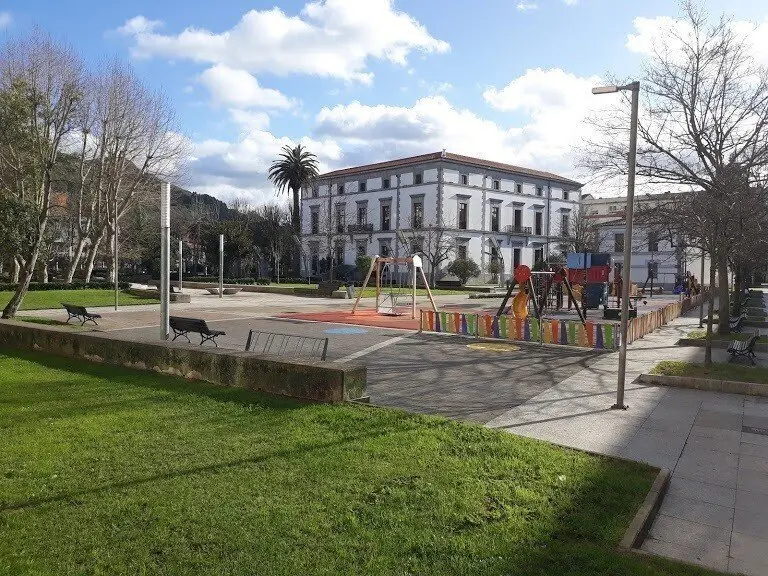 Archivo - Patrimonio cree que el recurso de alzada sobre la cubierta en el jard&iacute;n del Palacio de Manzanedo se resolver&aacute; "en breve"