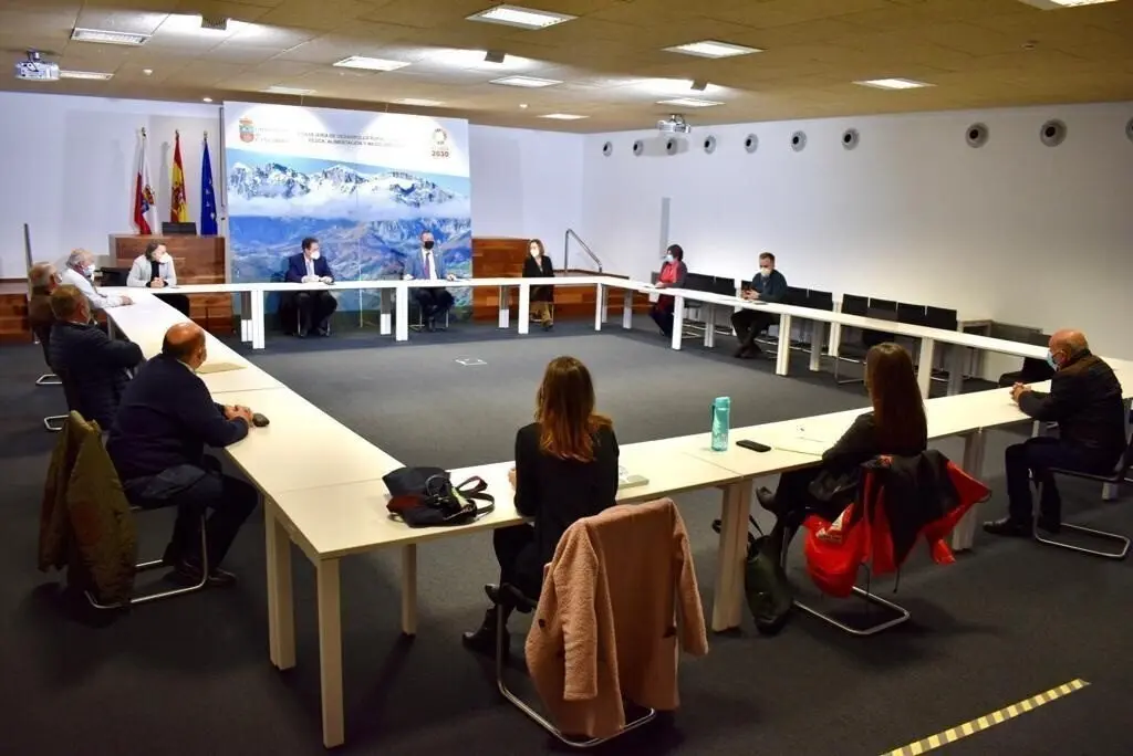 El PRC pide a Obras P&uacute;blicas y Medio Rural su colaboraci&oacute;n para acometer varias actuaciones en Cabu&eacute;rniga