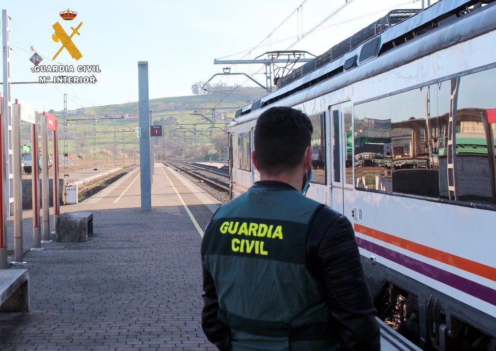 Rdo. Nota De Prensa Guardia Civil (Esclarecidos "Palancazos" En Trenes Para Realizar Grafitis"