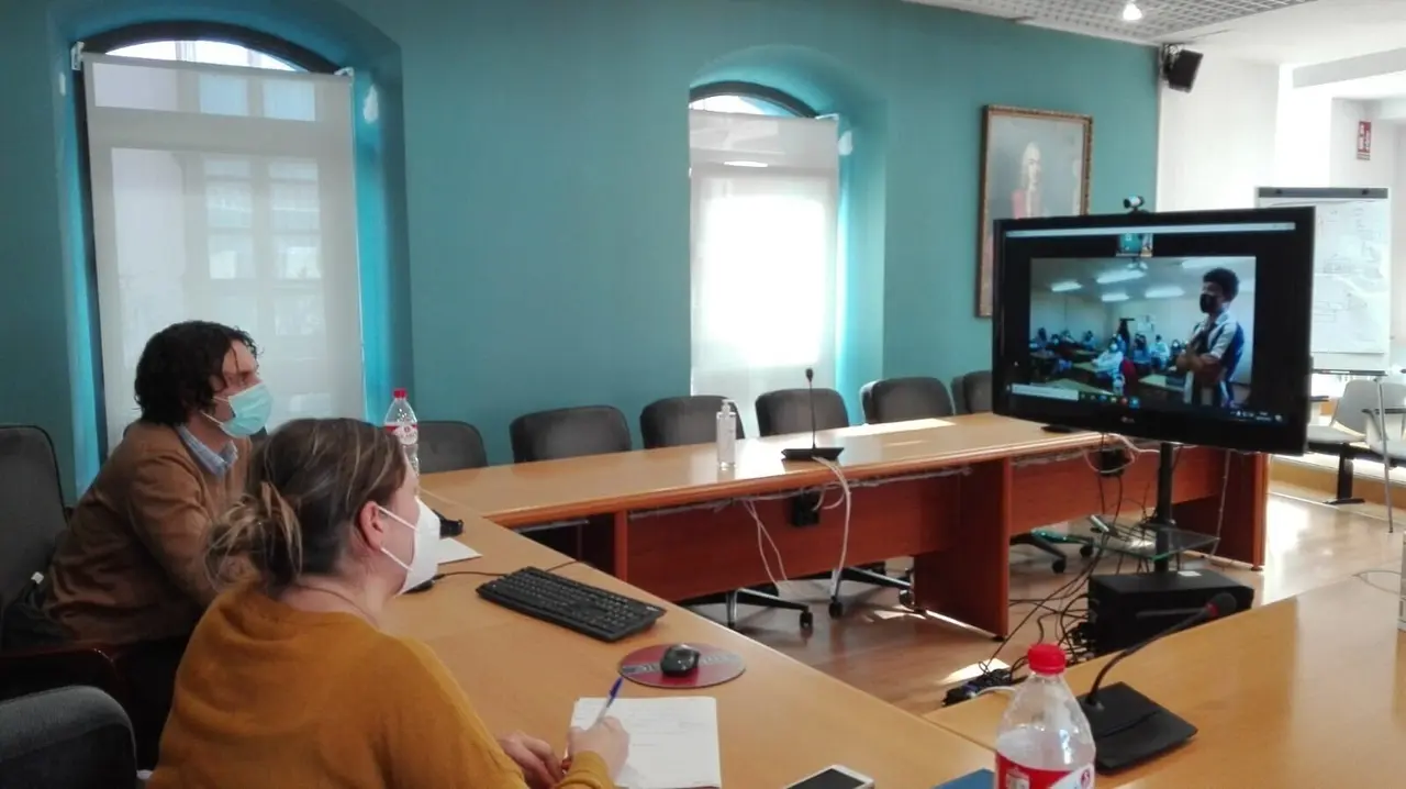 Encuentro telem&aacute;tico entre el Ayuntamiento y estudiantes del IES Los Remedios