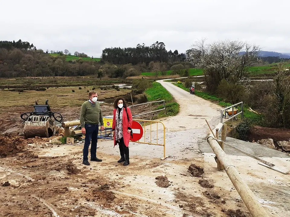 Camino entre Comillas y Vald&aacute;liga