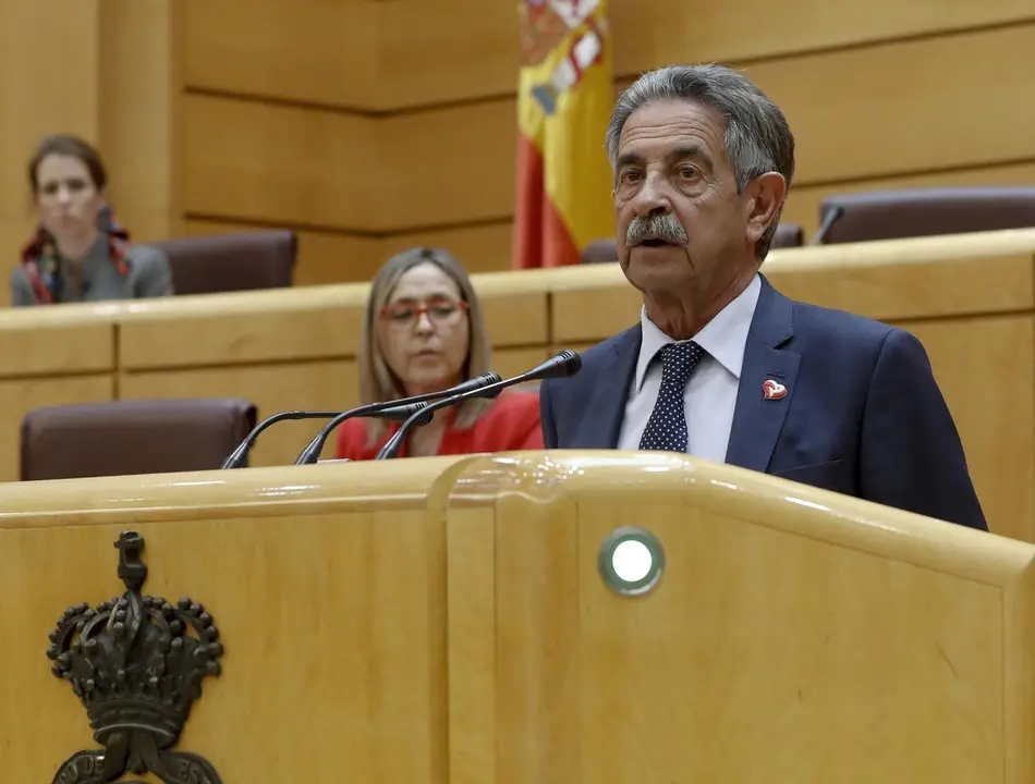 Archivo - El presidente de Cantabria, Miguel &Aacute;ngel Revilla, durante su intervenci&oacute;n en la sesi&oacute;n de la Comisi&oacute;n General de Comunidades Aut&oacute;nomas celebrada en el Senado este jueves a cuenta de la gesti&oacute;n de la pandemia de la COVID-19, en Madrid (Espa&ntilde;a), a