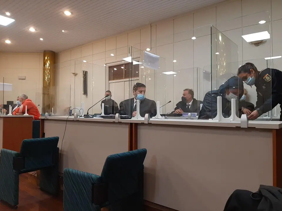 Archivo - Juicio contra tres acusados de matar a un anciano en su garaje de Santander