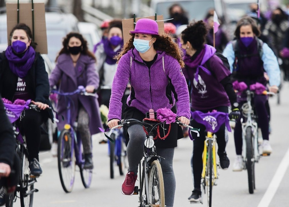 Bicicletada ecofeminista en Santander por el Día de la Mujer