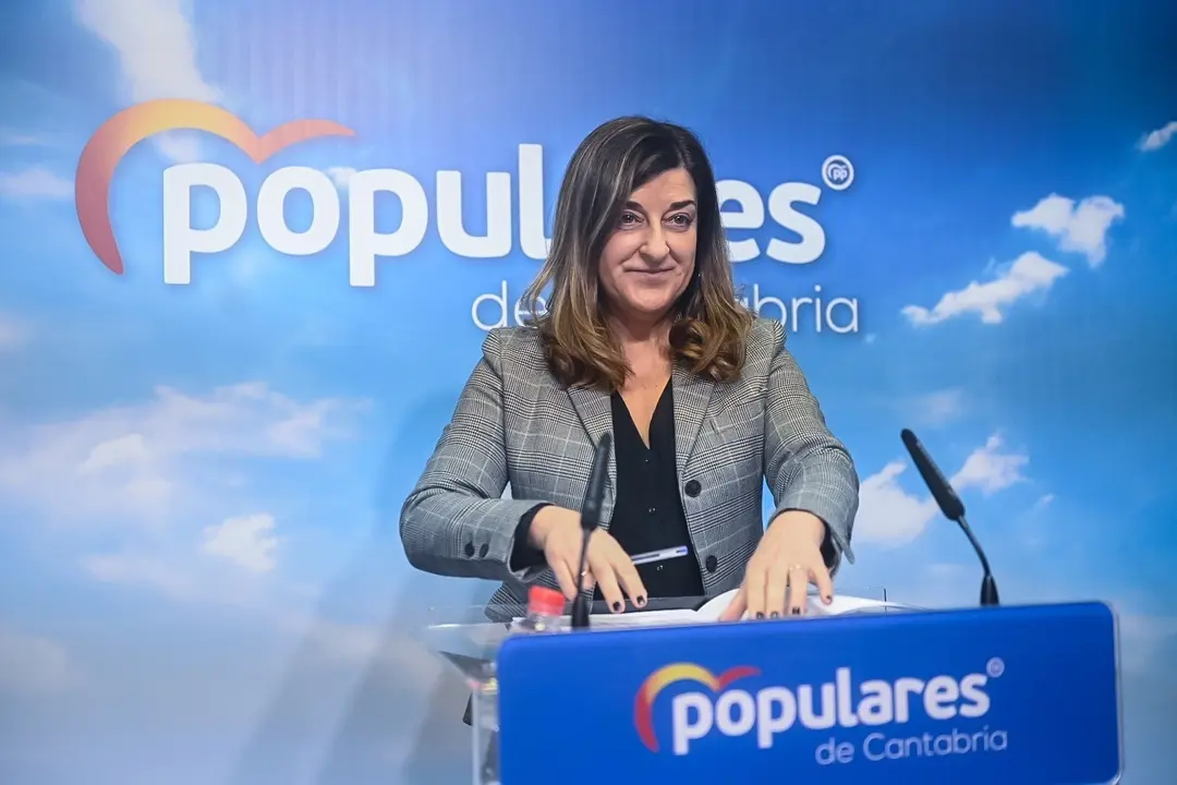 Archivo - La presidenta del PP de Cantabria, Mar&iacute;a Jos&eacute; S&aacute;enz de Buruaga