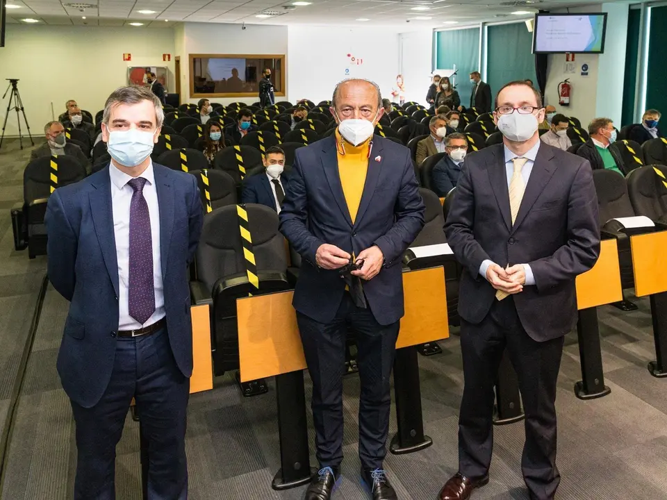 Marcano en la presentaci&oacute;n d ela Plataforma de Hidr&oacute;geno de Cantabria