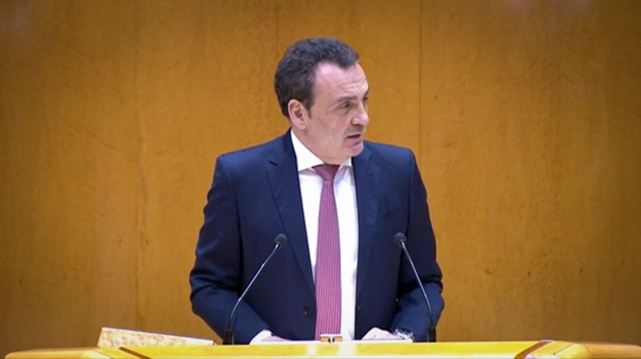 Senador del PP por Cantabria, Félix de las Cuevas