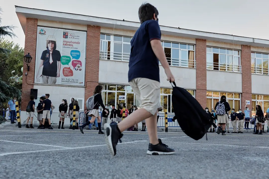 Archivo - Alumnos de un colegio privado de Madrid