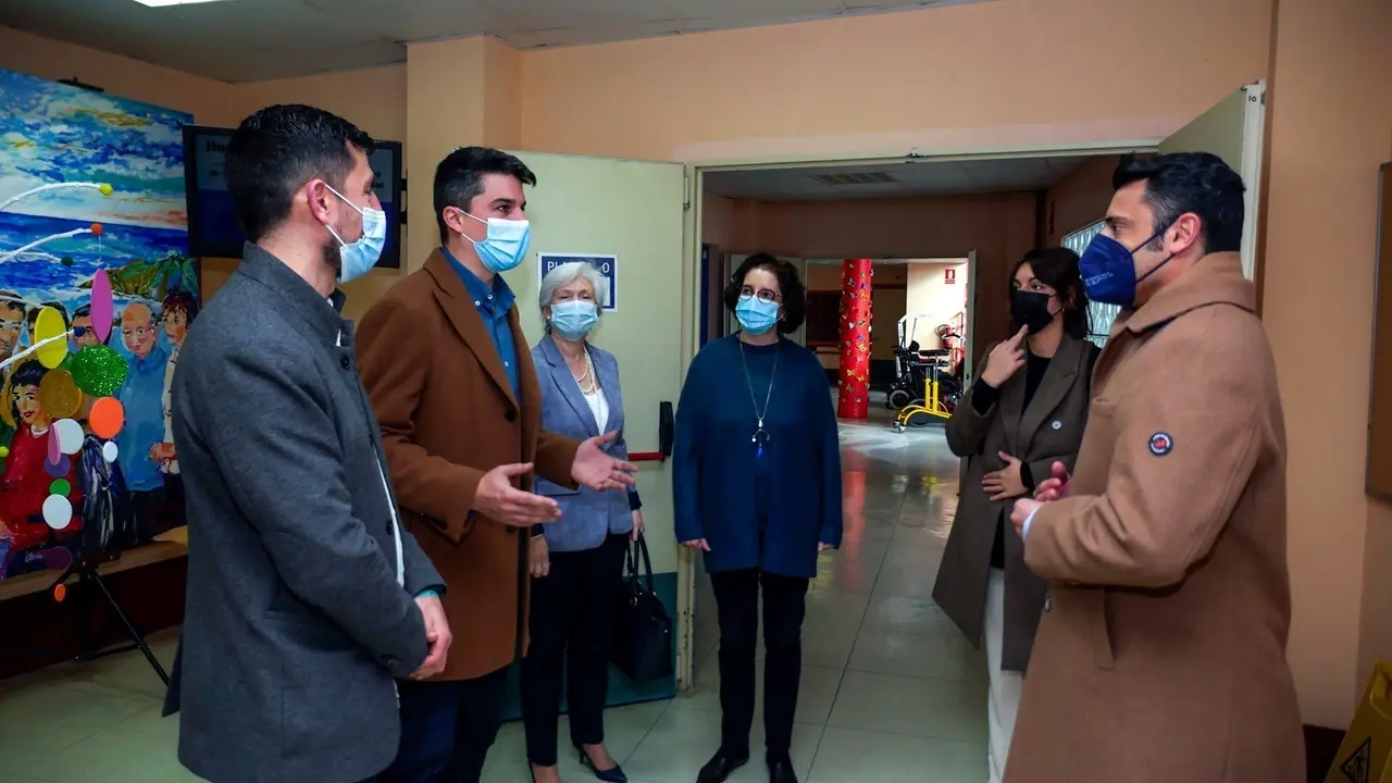 Visita a Aspace de los concejales socialistas de Santander