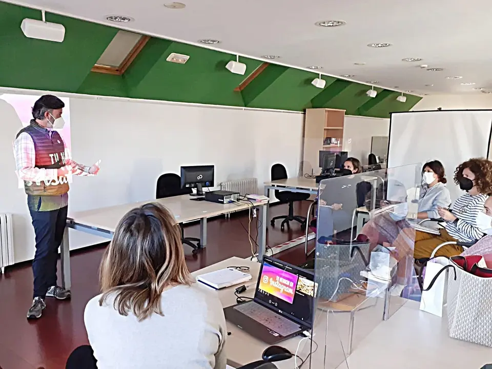 Taller de Instagram en Comillas