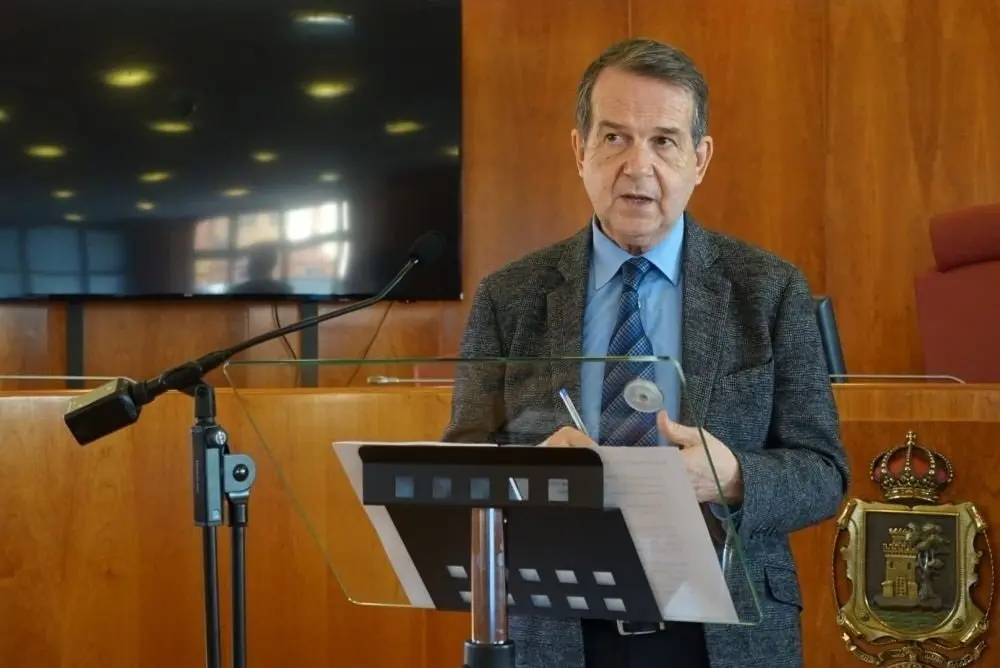 Archivo - El alcalde de Vigo y presidente de la FEMP, Abel Caballero