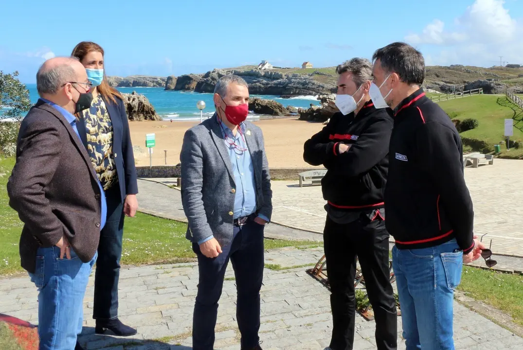 Visita de la organizaci&oacute;n de La Vuelta a Bezana