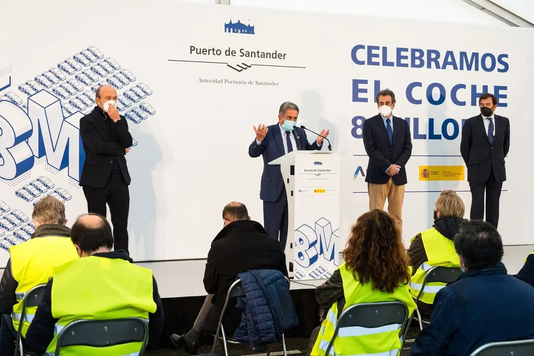 Acto de celebraci&oacute;n del coche 8 millones en el Puerto de Santander
