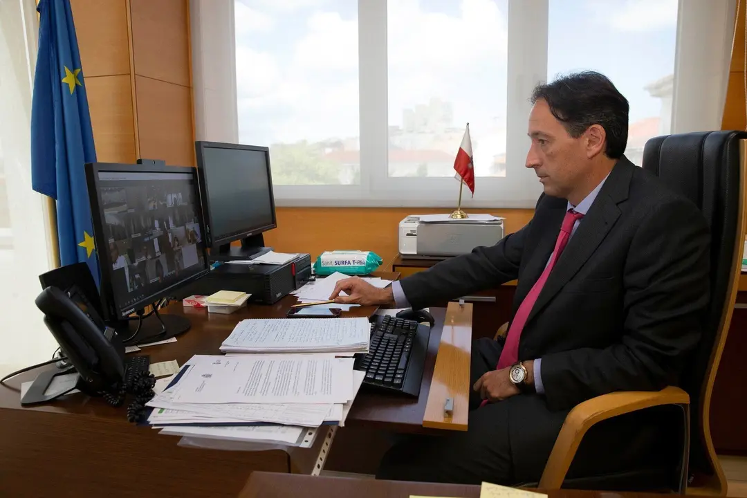 Archivo - El consejero de Obras P&uacute;blicas, Jos&eacute;Luis Gochicoa