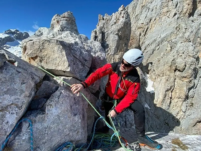 Curso de rescate en monta&ntilde;a desarrollado en Picos de Europa