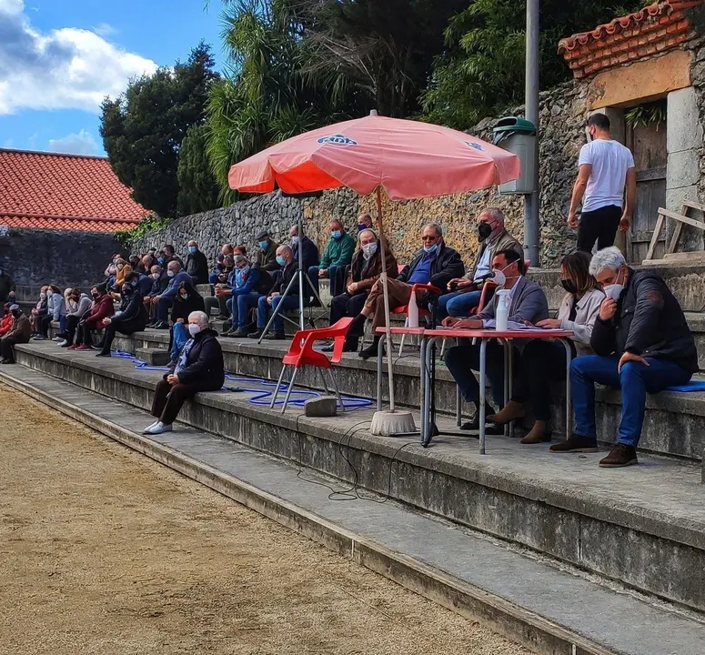La alcaldesa Gema Perojo durante la presentaci&oacute;n de las alegaciones a los vecinos del municipio el pasado 16 de marzo.