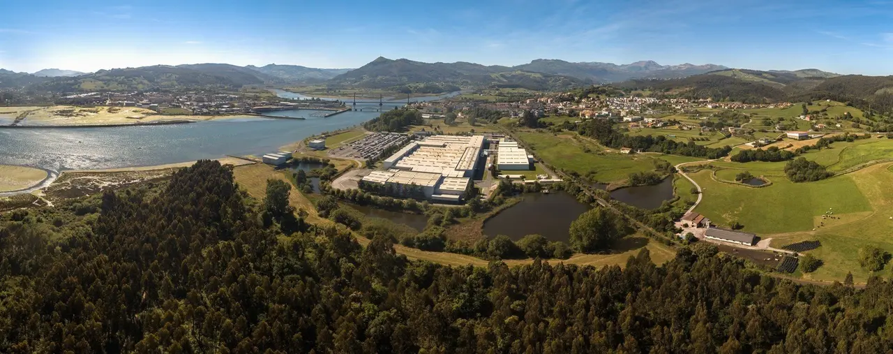 Archivo - Planta de SEG Automotive de Treto