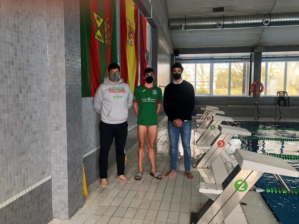 El nadador torrelaveguenses Teo del Riego