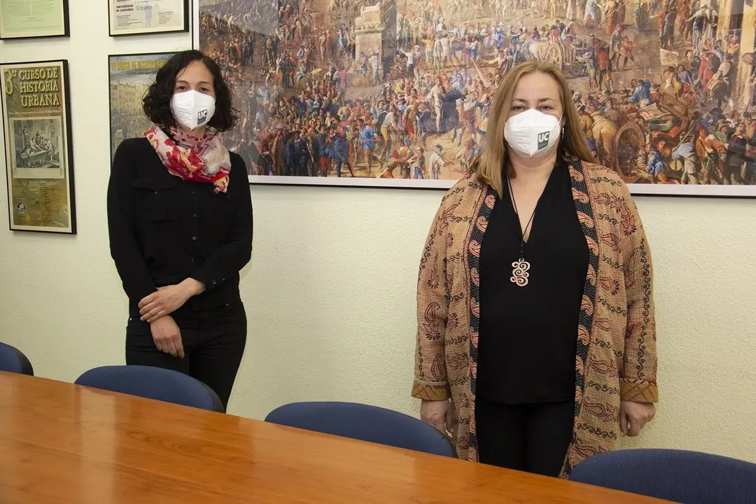 De izquierda a derecha, las coordinadoras del proyecto Benita Herreros y Bego&ntilde;a Alonso.